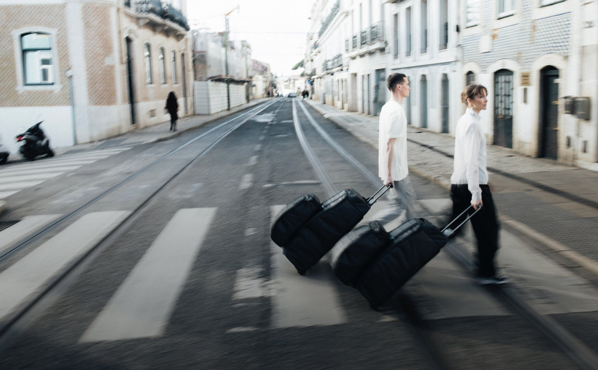 Hugger Roller Bags