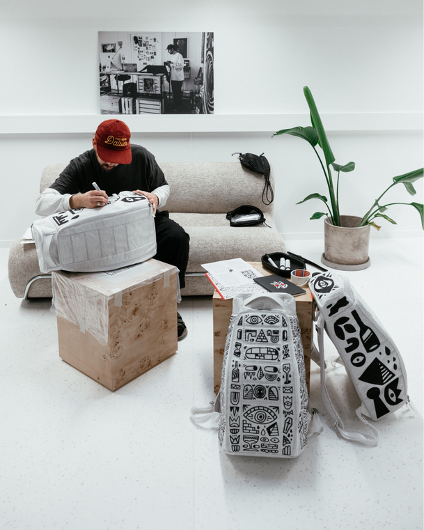 Hugger Backpack 30L Aaron Hugger 3