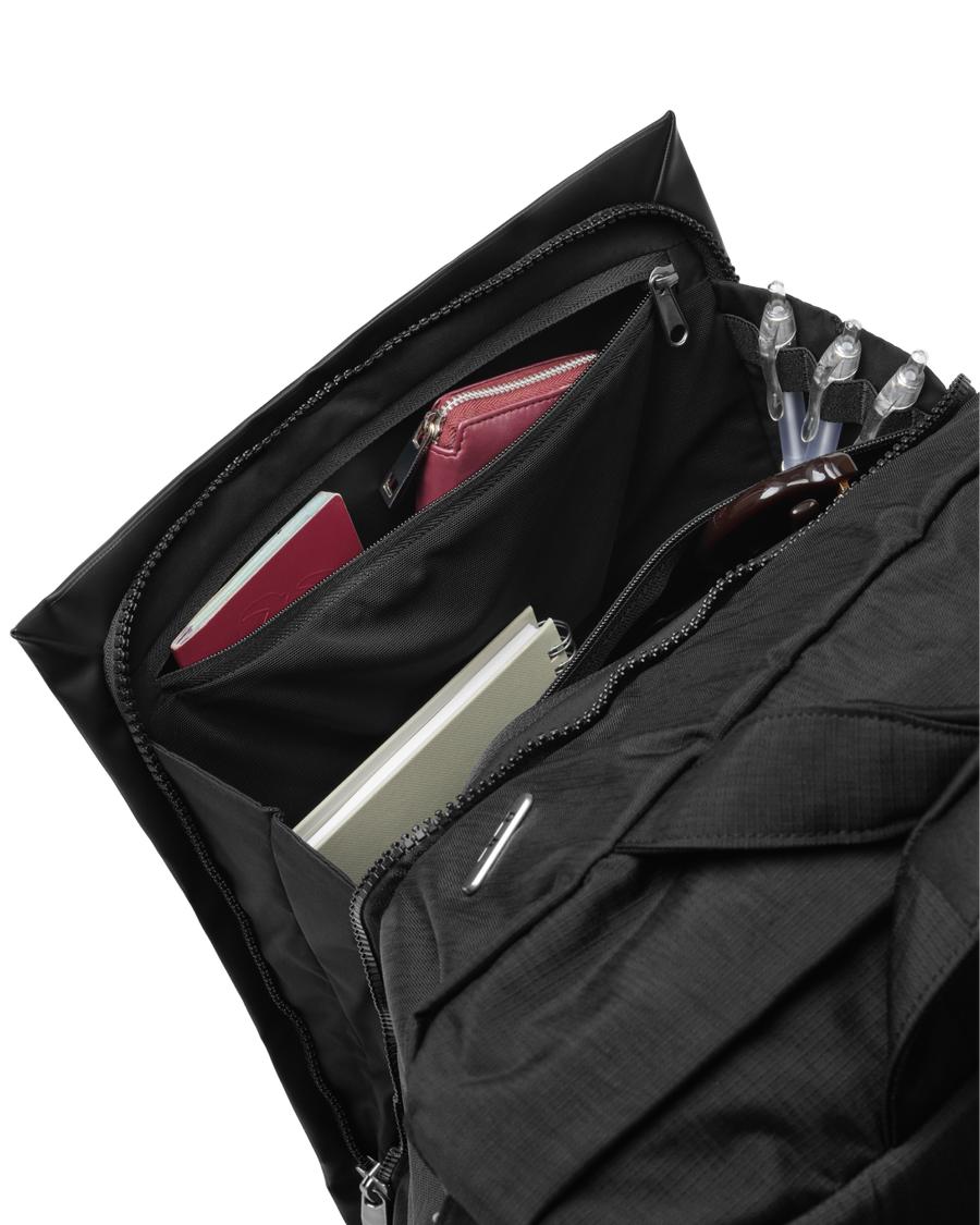 Entour Helmet Bag 32L Chrome Black