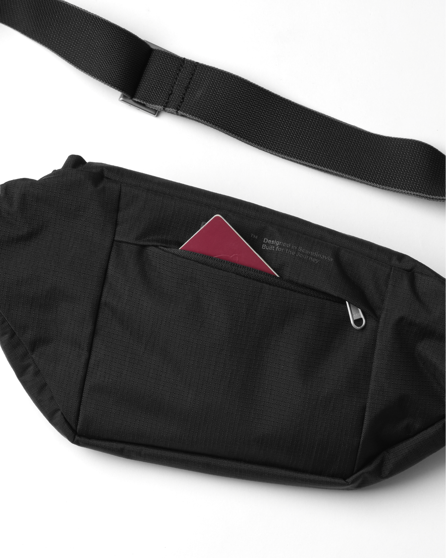 Entour Sling 6L Chrome Black