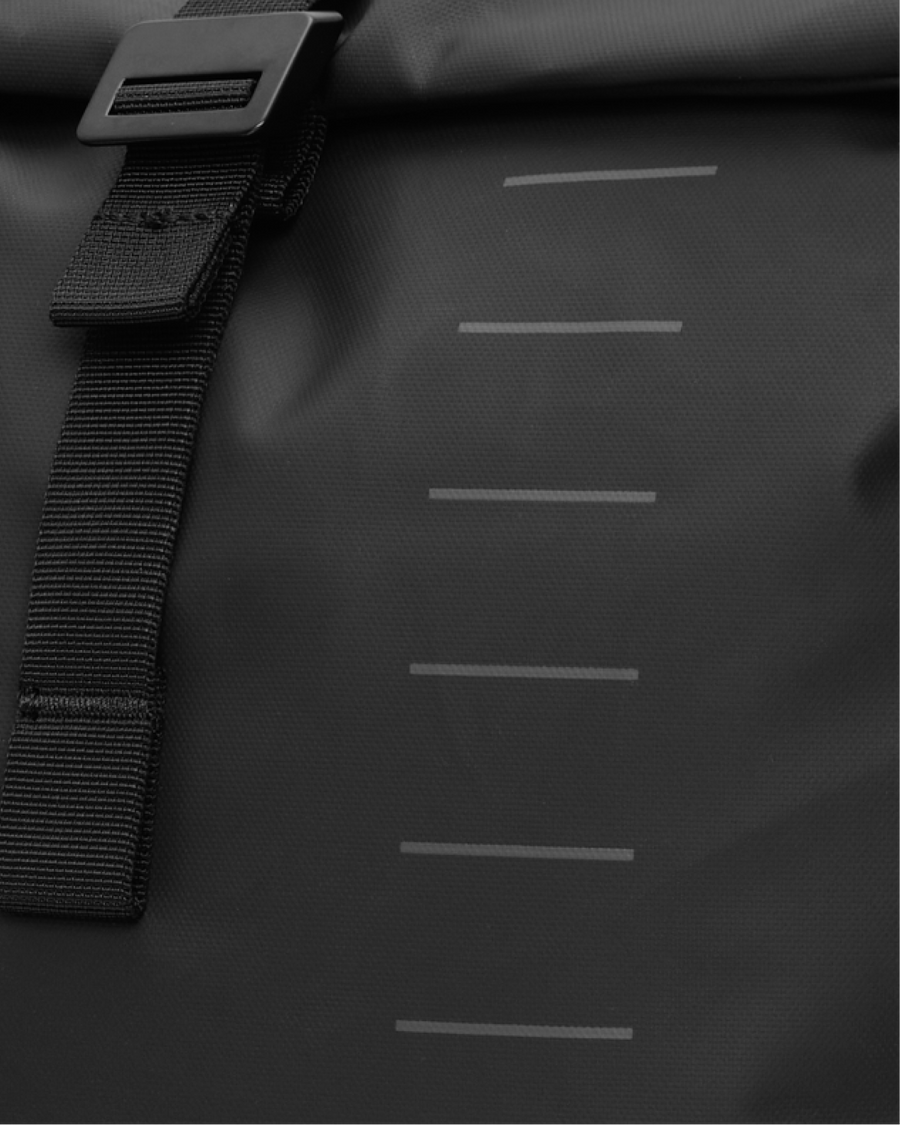 Essential Backpack 24L Black Out