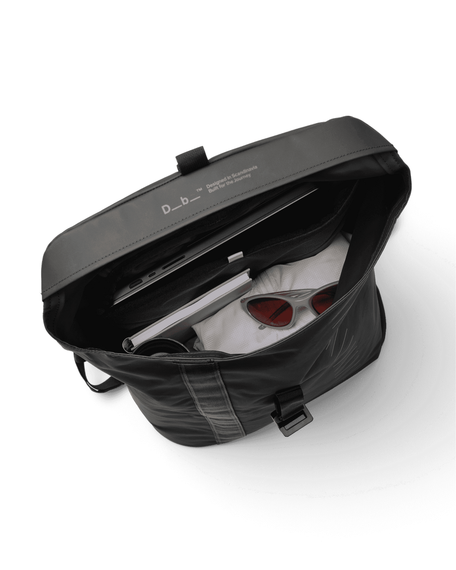 Essential Backpack 24L Black Out