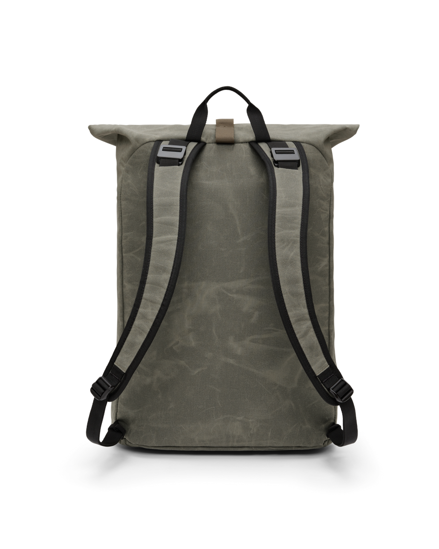 Essential Backpack 24L Forest Green