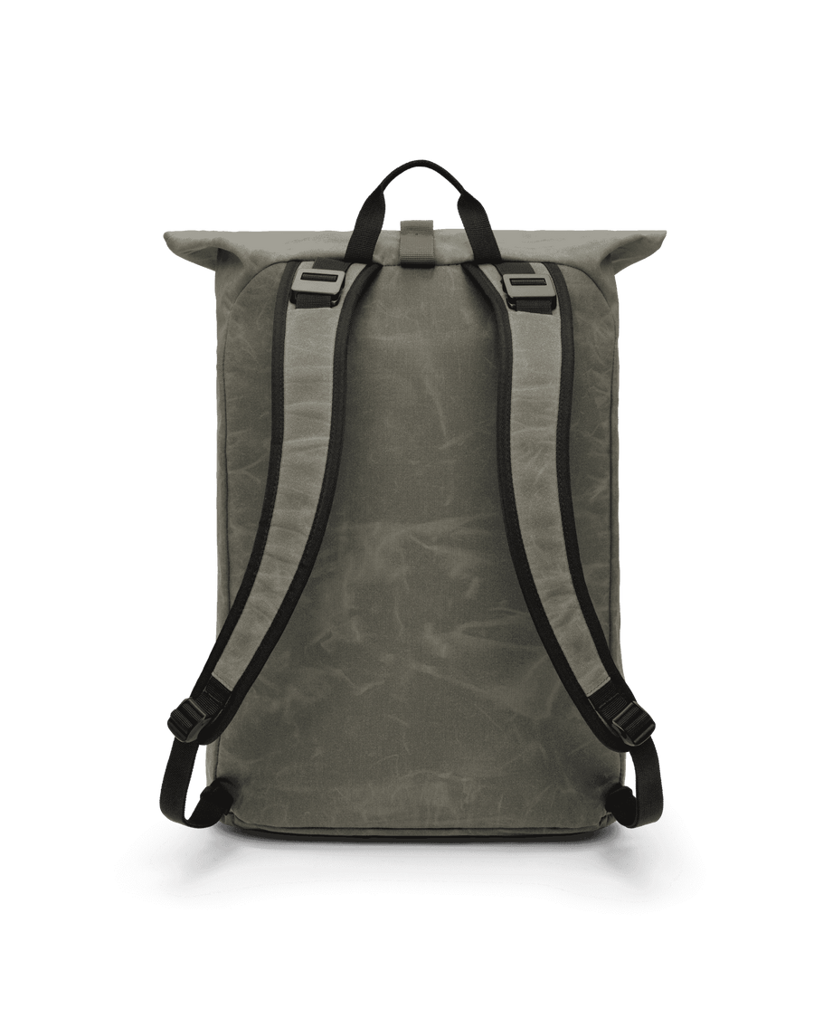 Essential Backpack 24L Forest Green