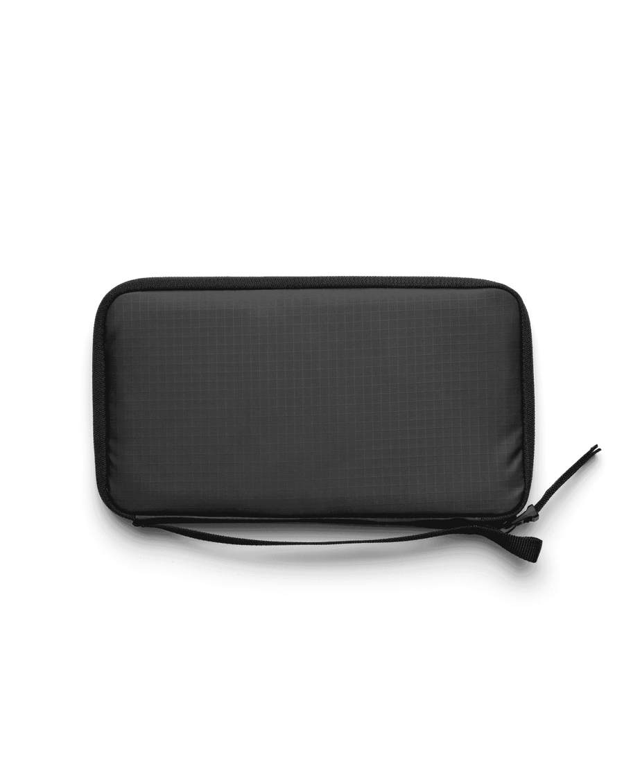 Essential Passport Cover Black Out