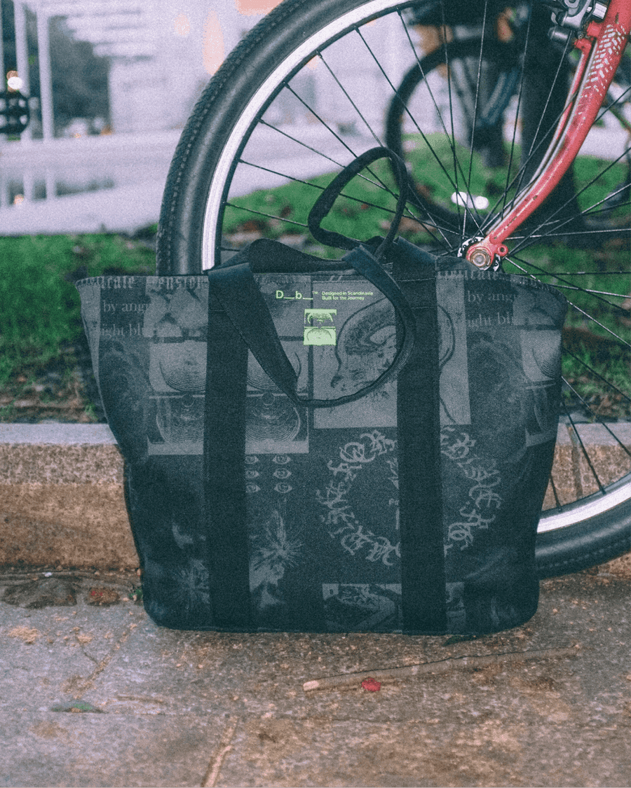 Essential Tote 20L Db x Former