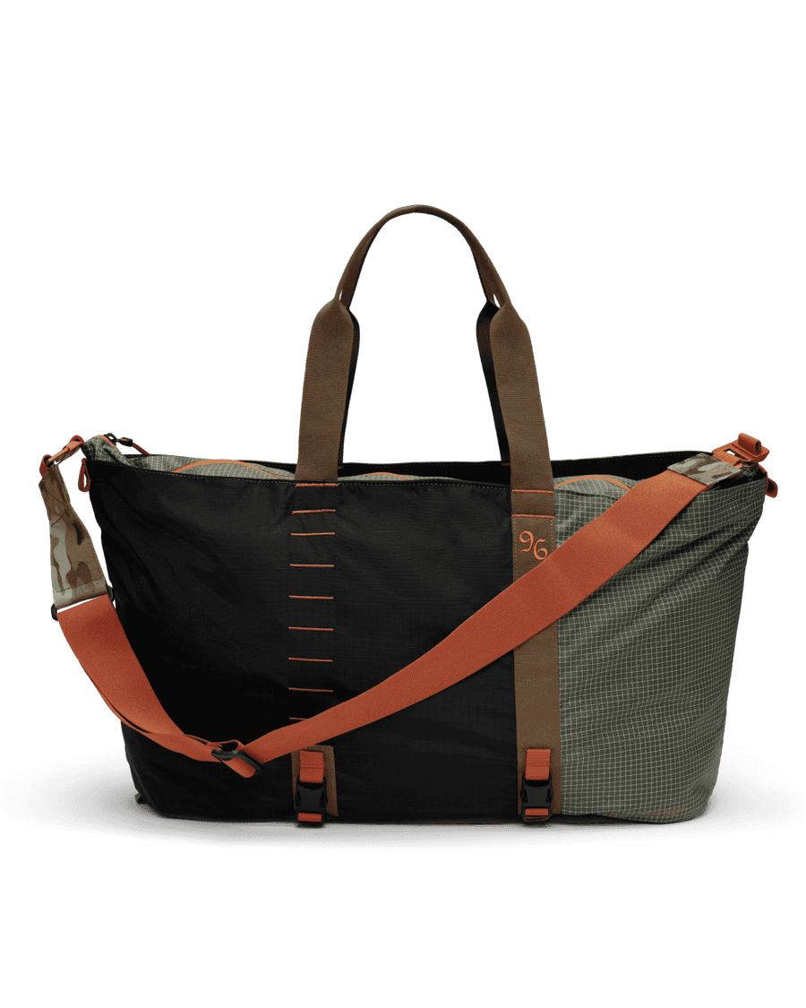 Essential Weekender 40L Db x Starcow