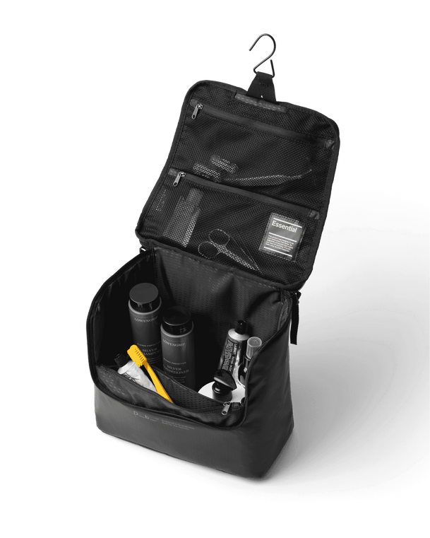 Essential Washbag M Black Out
