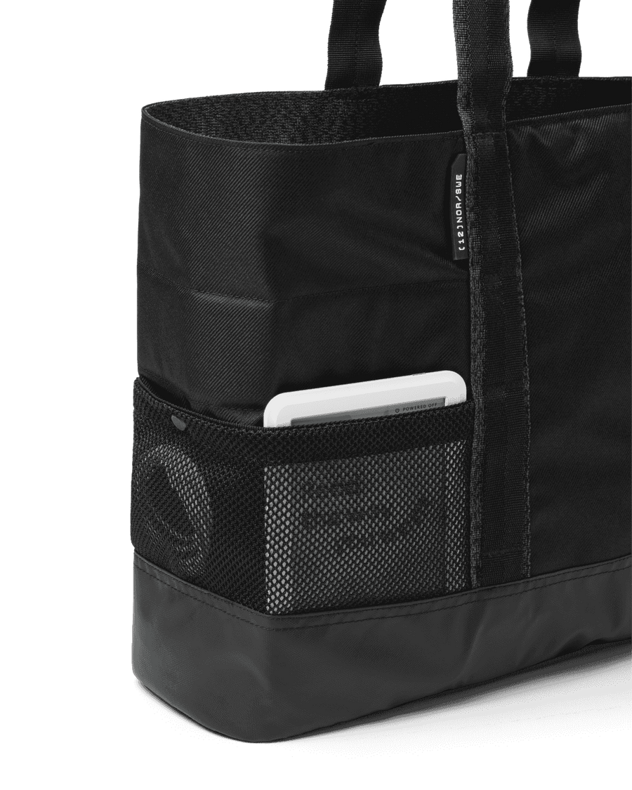 Hauler Tote 20L Black Out