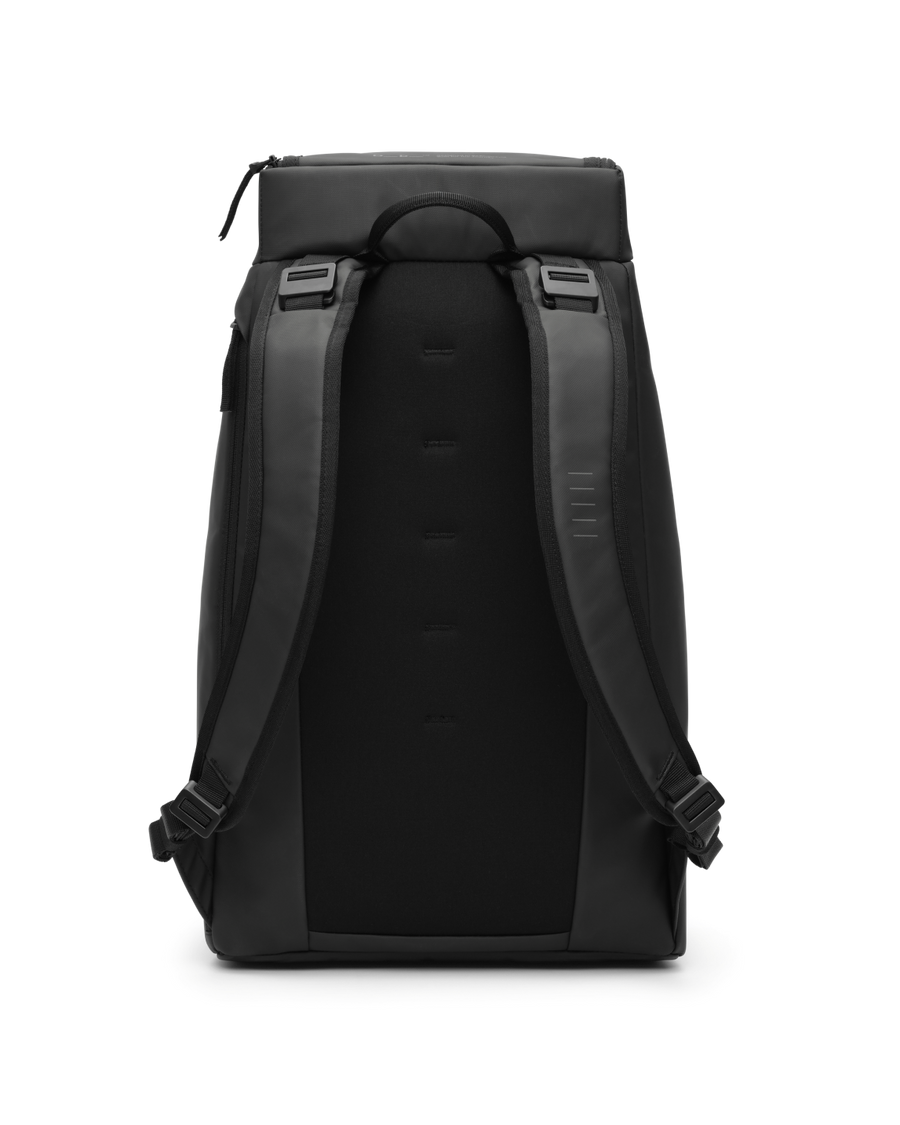 Hugger Backpack 30L Black Out