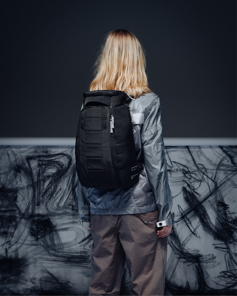 Hugger Backpack 20L Charcoal Grey