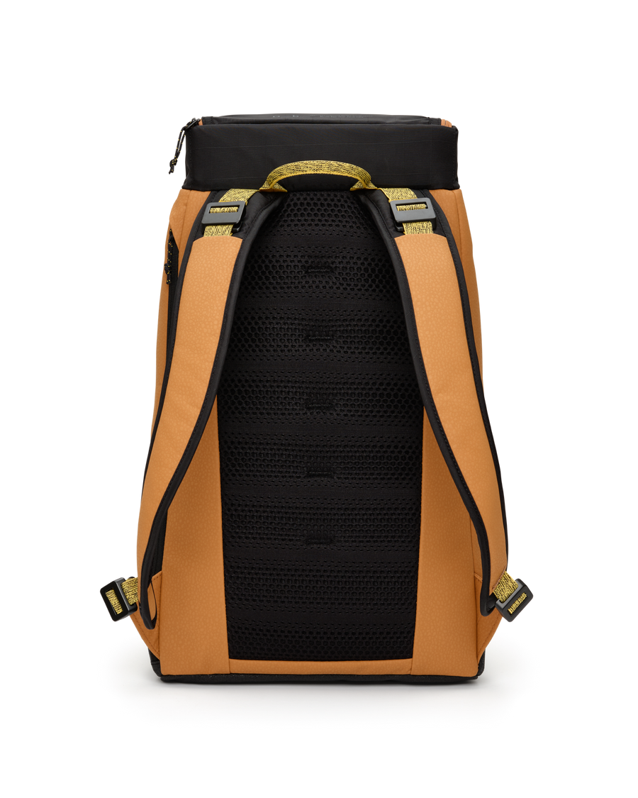 Hugger Backpack 25L Acorn Brown