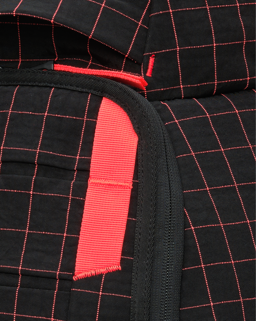 Hugger Backpack 25L Coral Flash