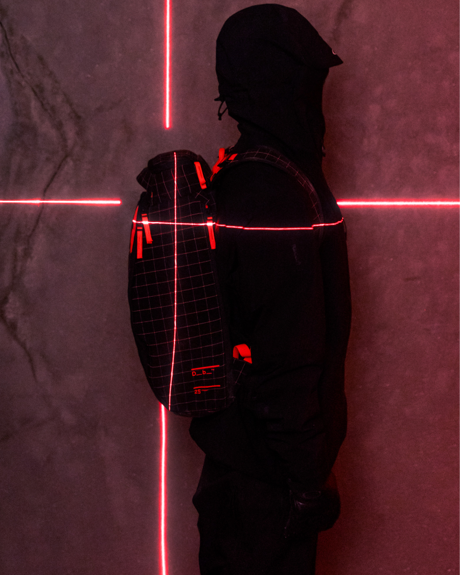 Hugger Backpack 25L Coral Flash