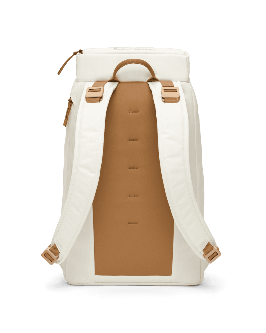 Hugger Backpack 25L Oatmilk