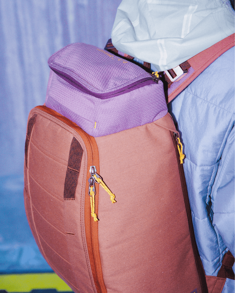 Hugger Backpack 25L Sienna Red