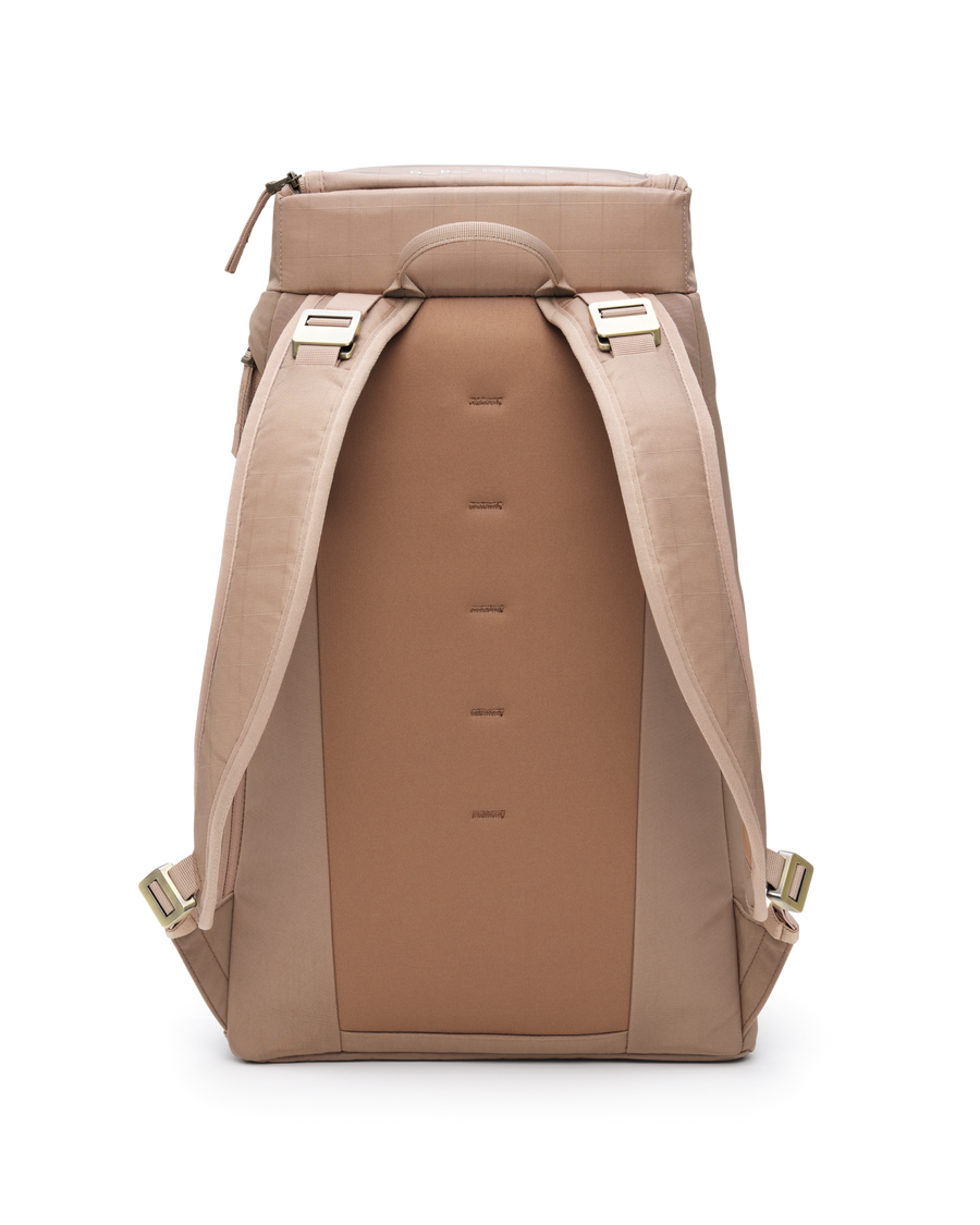 Hugger Backpack 30L Affogato Brown