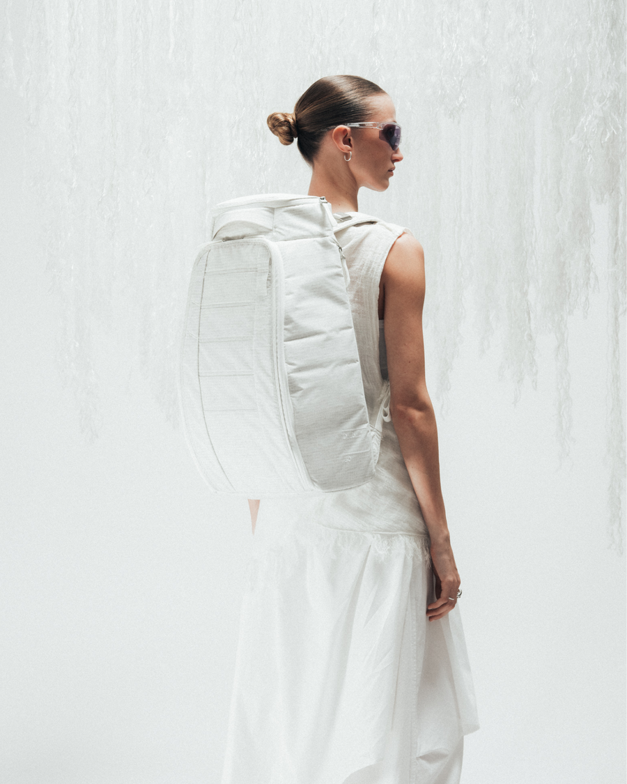 Hugger Backpack 30L Clean Slate