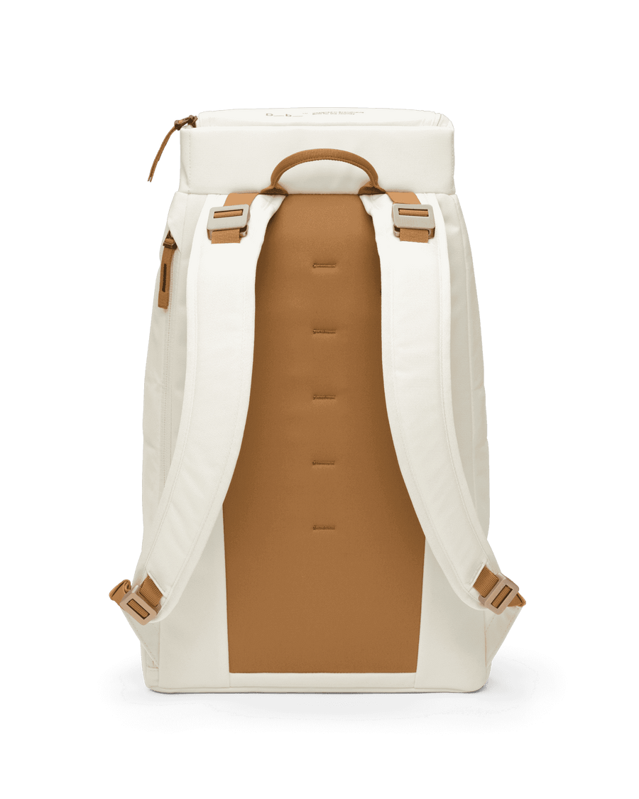 Hugger Backpack 30L Oatmilk