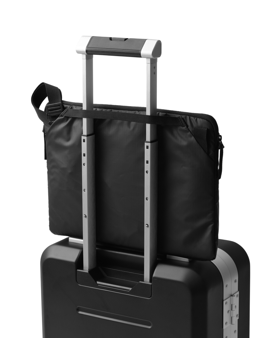 Ramverk Laptop sleeve 16" Black Out