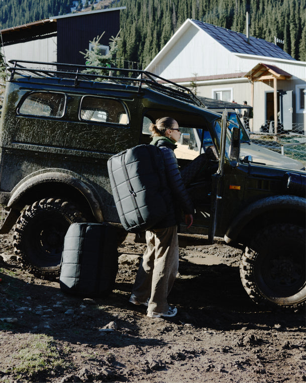 Roamer Duffel 100L Black Out