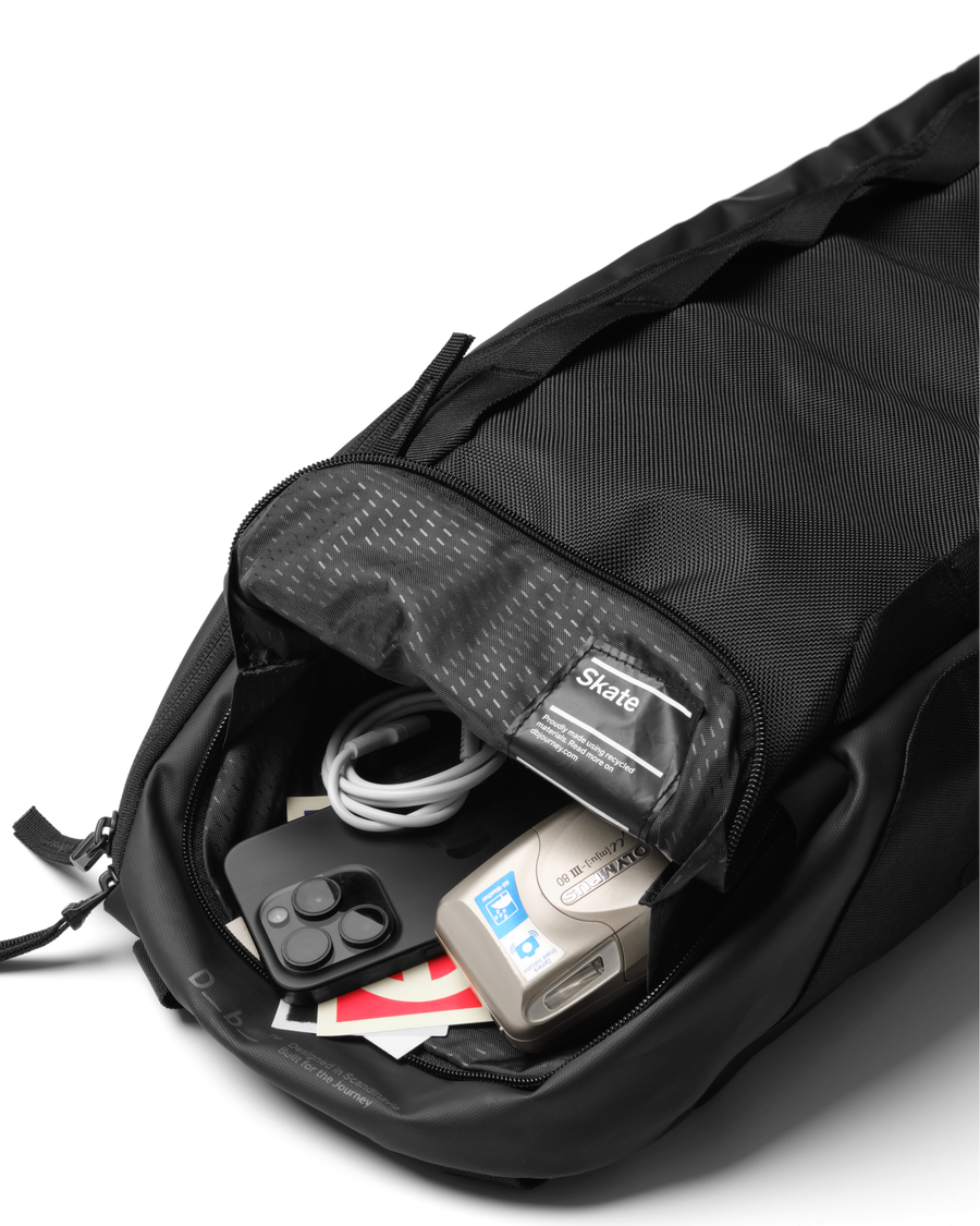 Skate Carrier 32L Black Out