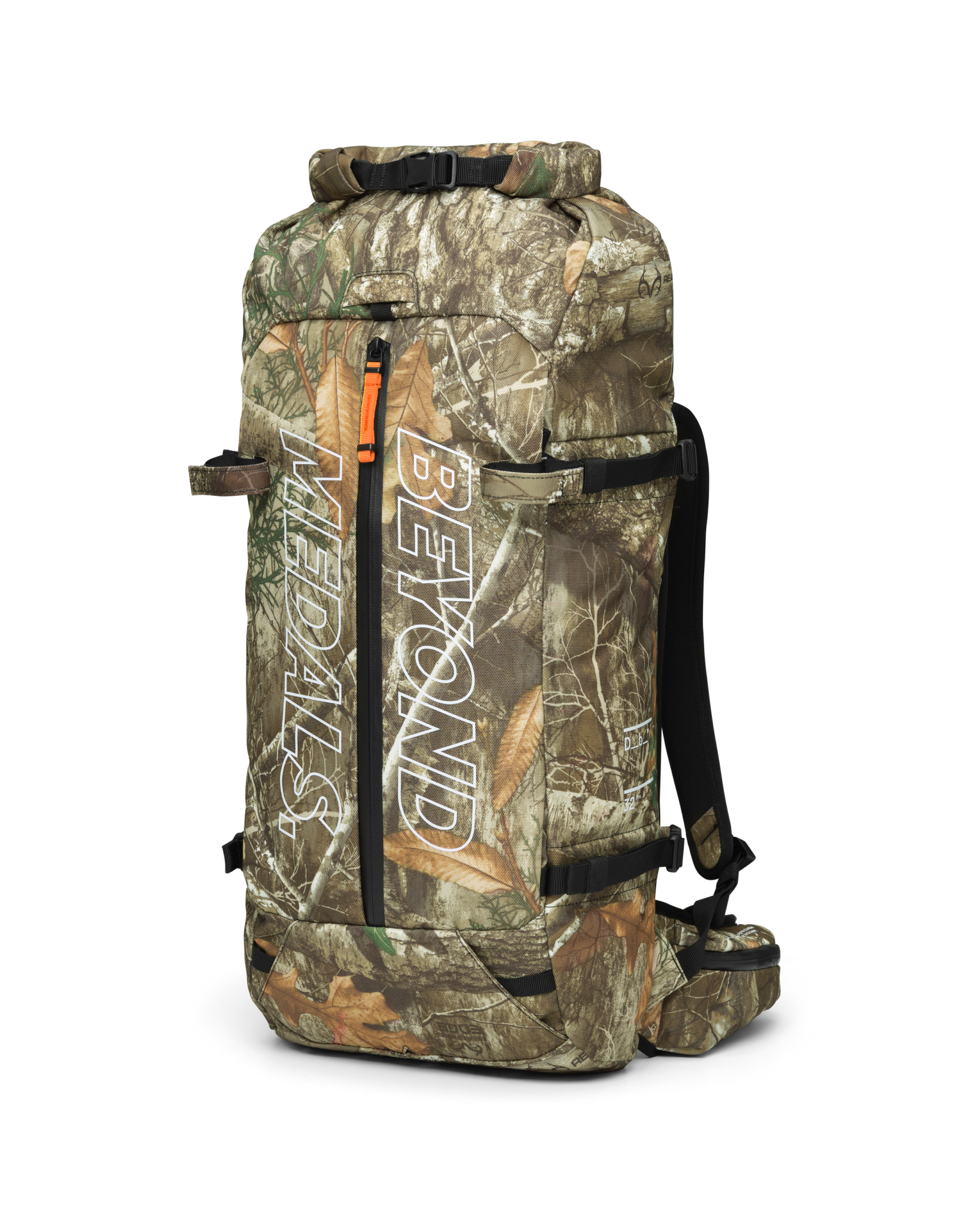 Snow Pro Backpack 32L Db x Beyond Medals Snow Pro Backpack 32L Db x Beyond Medals