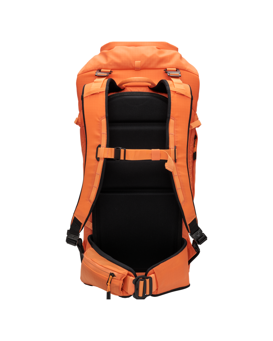 TheFjall34LBackpack-6_9ba3003f-0ecc-4ca7-ad01-ee6c43e1a9a7.png