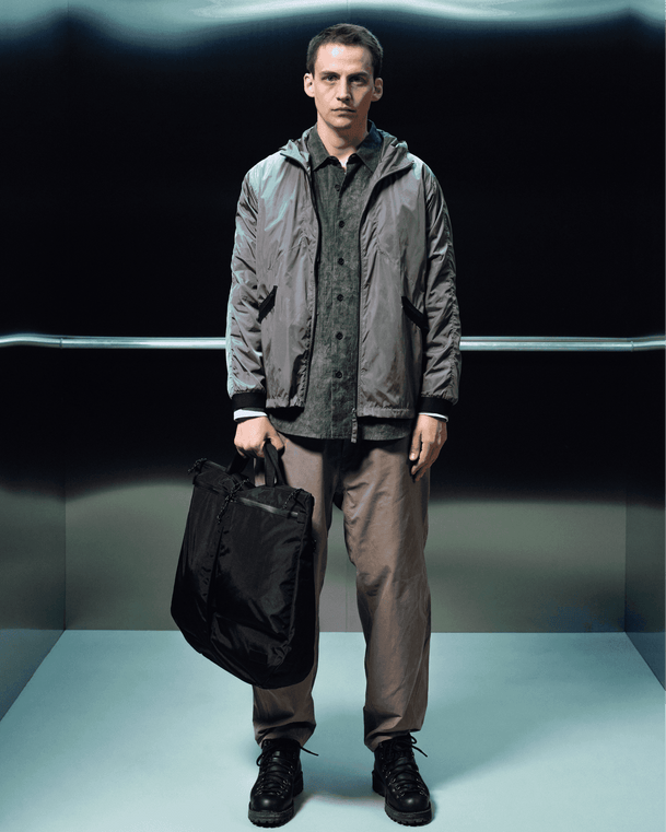 Utility Tote 32L Black Out