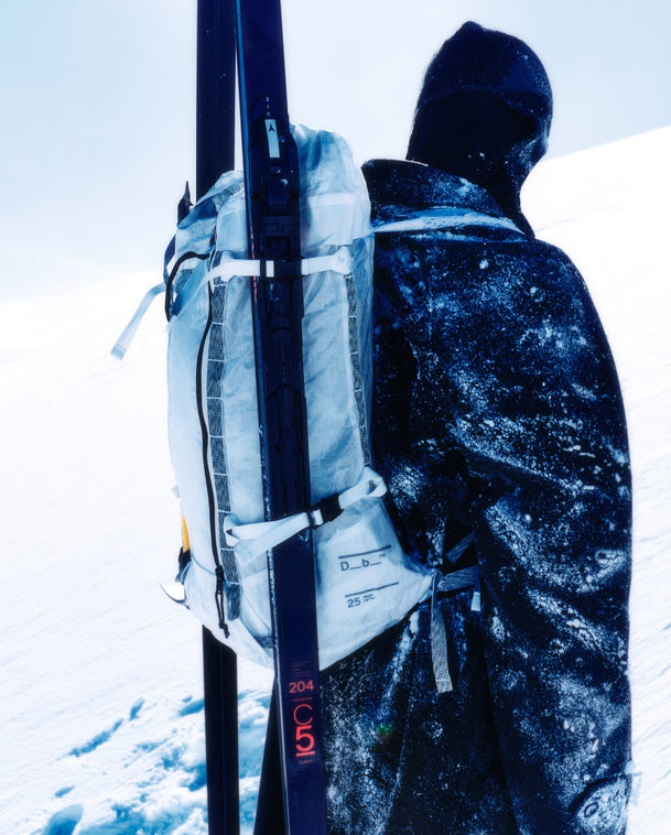 Weigh Lighter Backpack 25L Monochrome