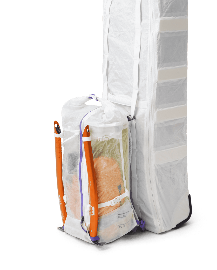 Weigh Lighter Backpack 25L Weigh Darker