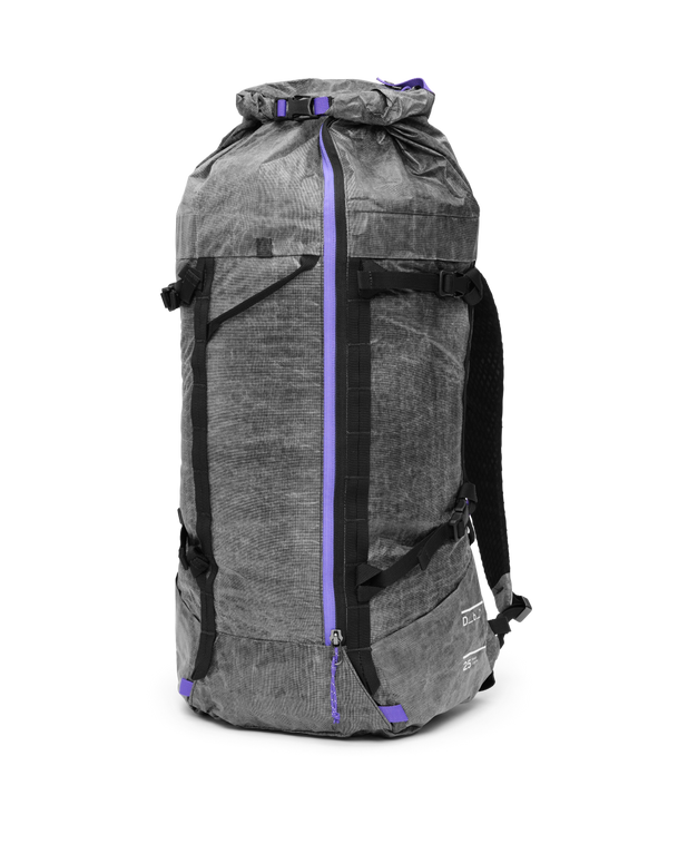 Weigh Lighter Backpack 25L Weigh Darker