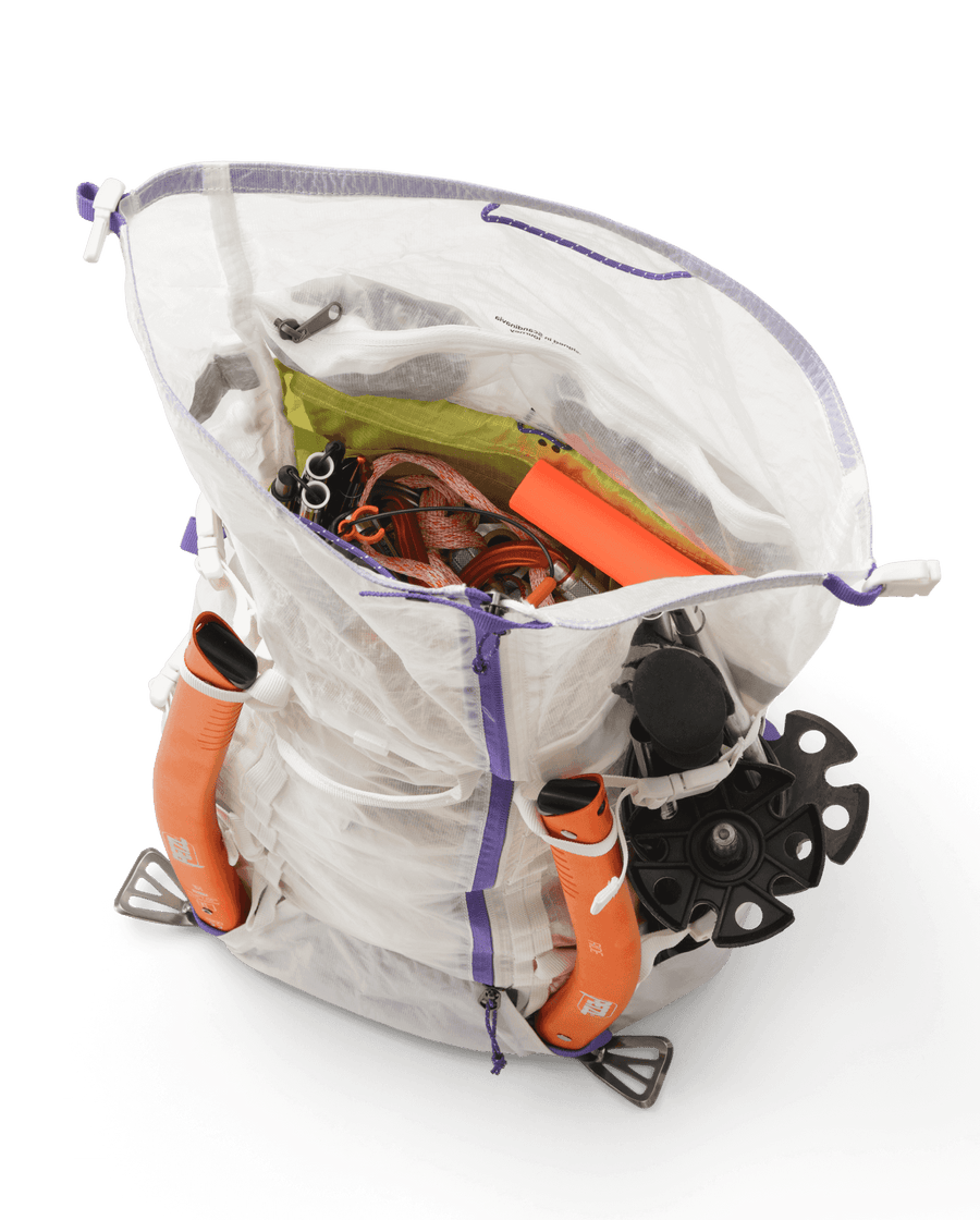 Weigh Lighter Backpack 25L Weigh Darker