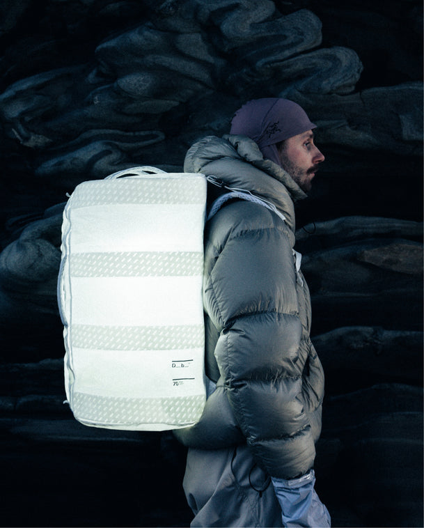 Weigh Lighter Split Duffel 70L Aurora