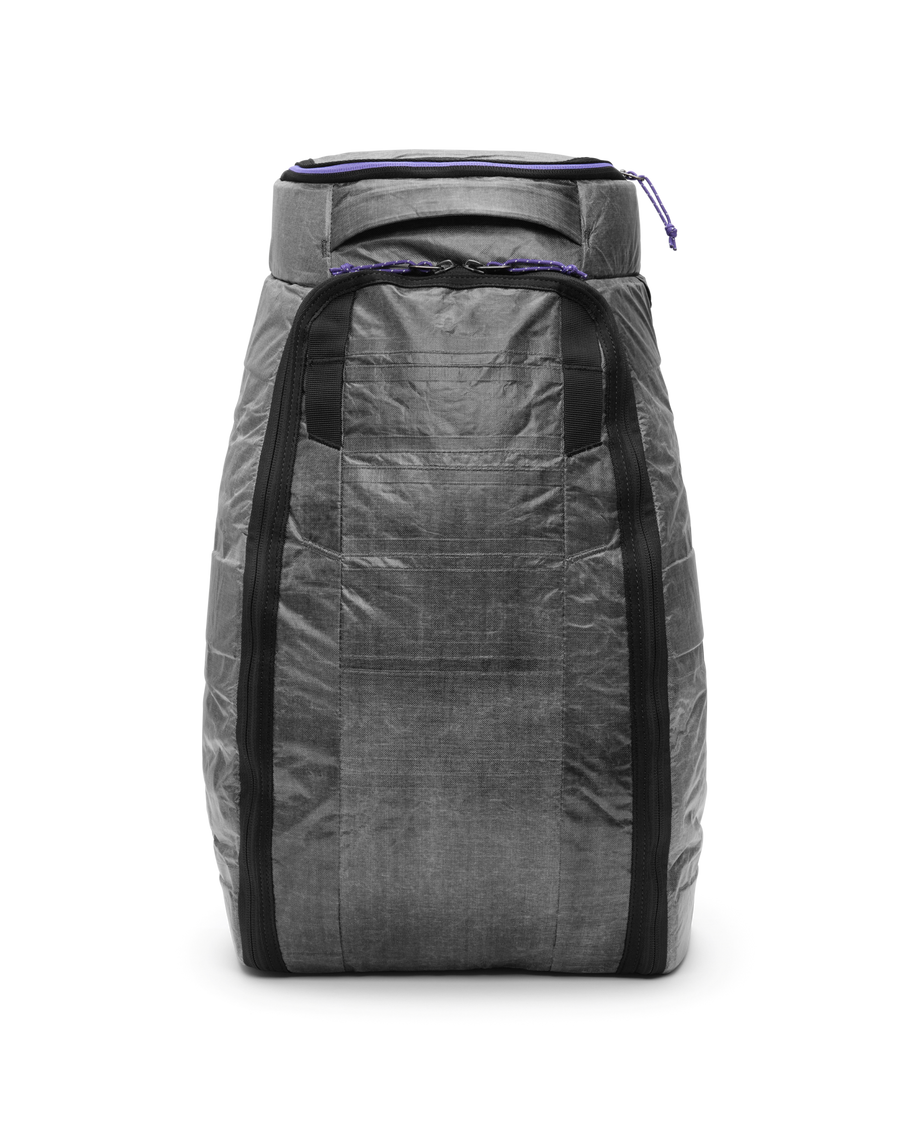 Weigh Lighter Hugger Backpack 30L Weigh Darker