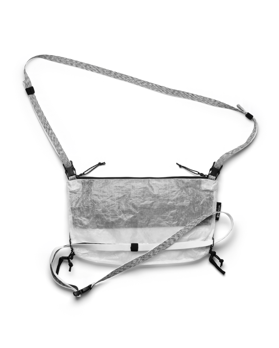 Weigh Lighter Sling 10L Monochrome