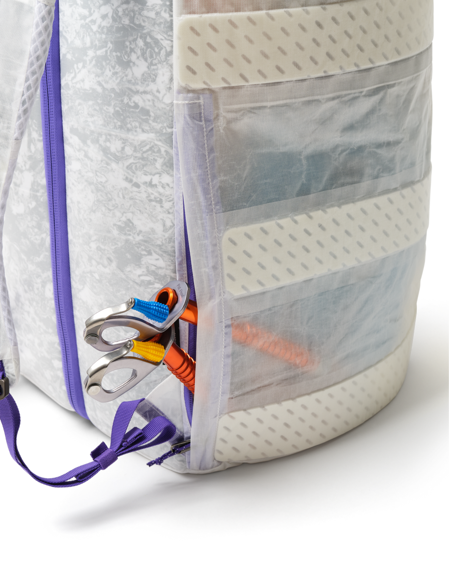 Weigh Lighter Split Duffel 70L Monochrome