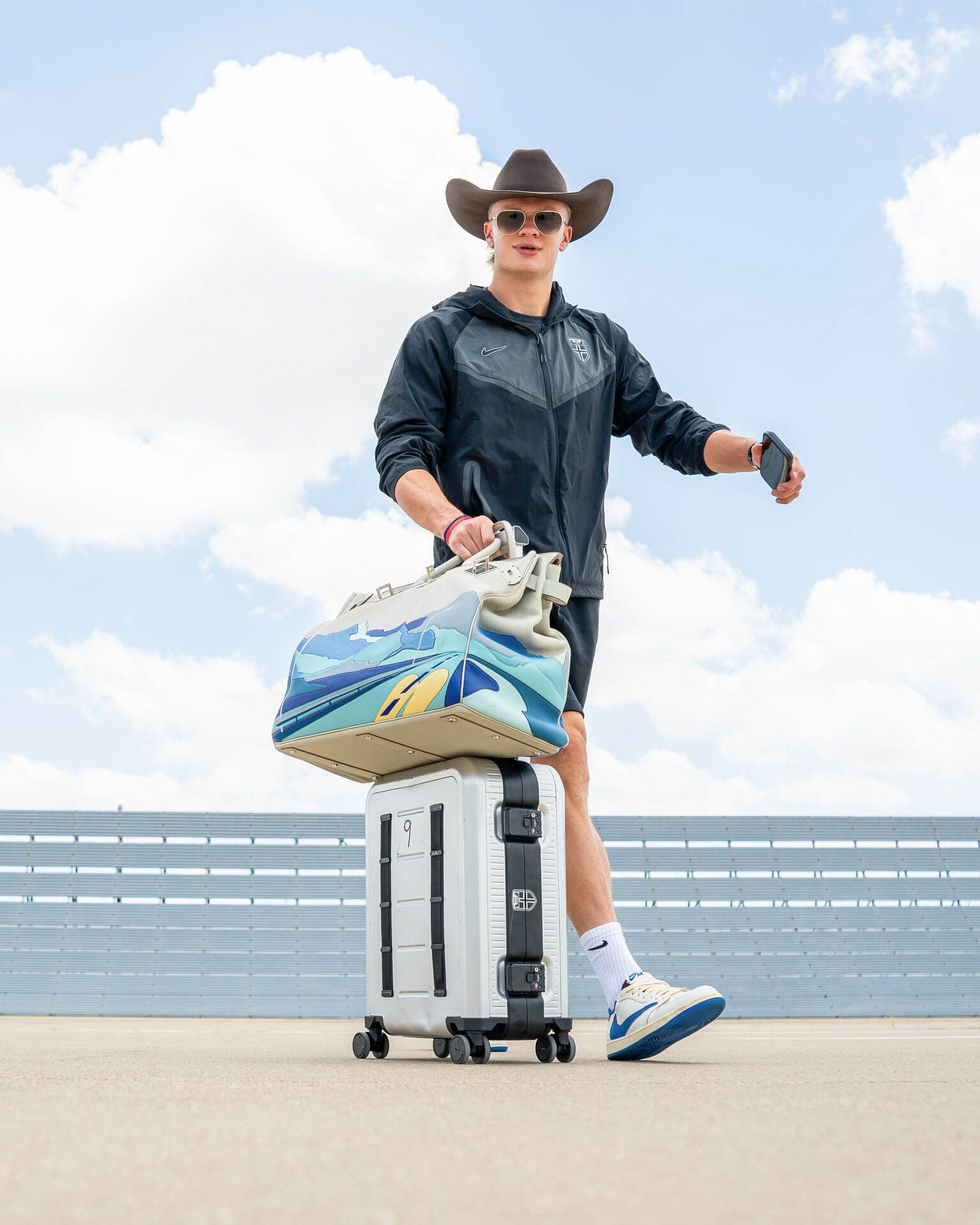 Db