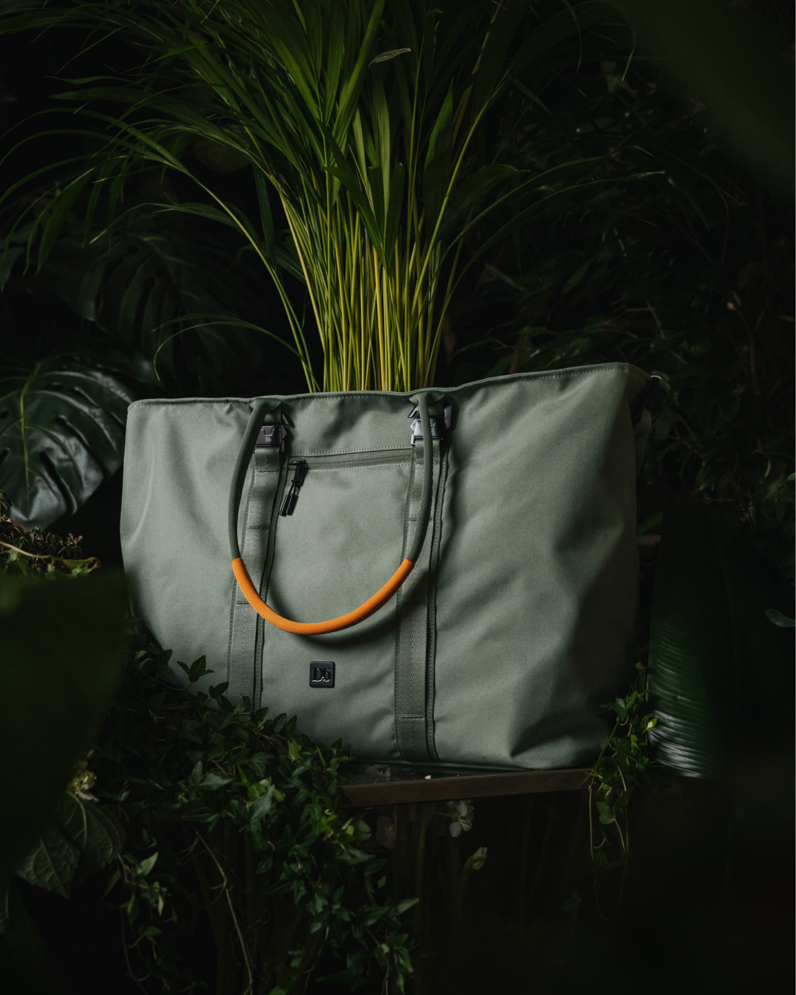 工場直売 Generation 1st Essential Tote Db – Green Sage 50L バッグ