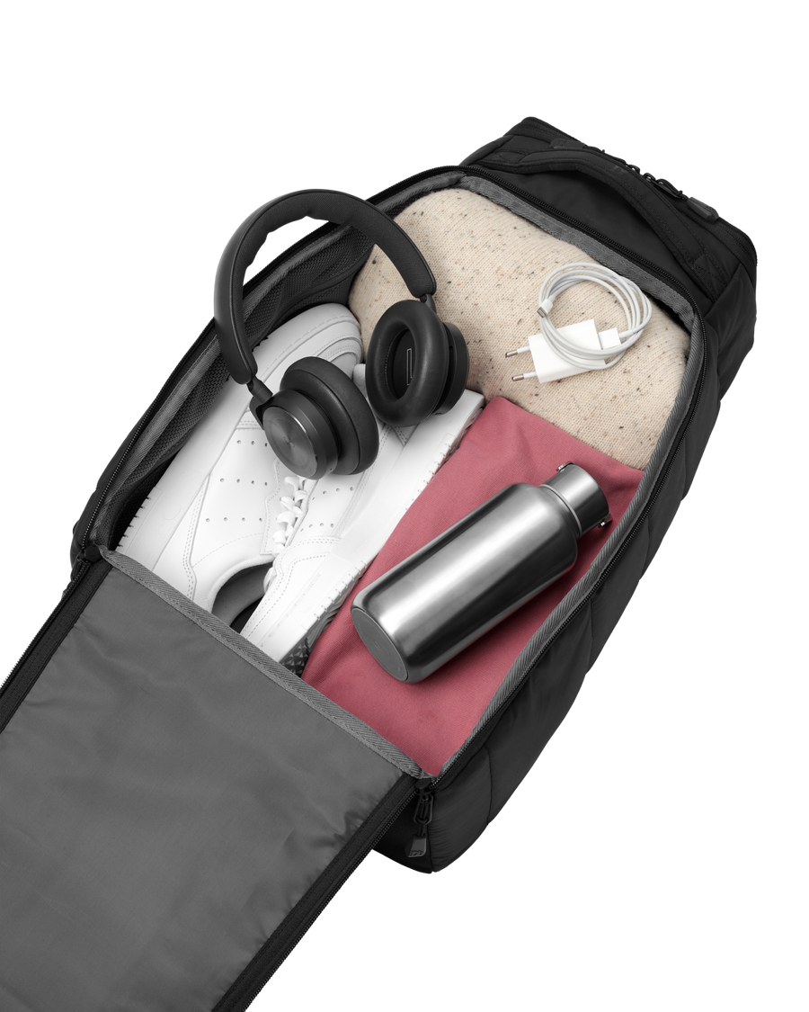 TheStrom25LBackpack-11_1_1_ba112f77-4029-4c23-89fe-c701269773c2.png