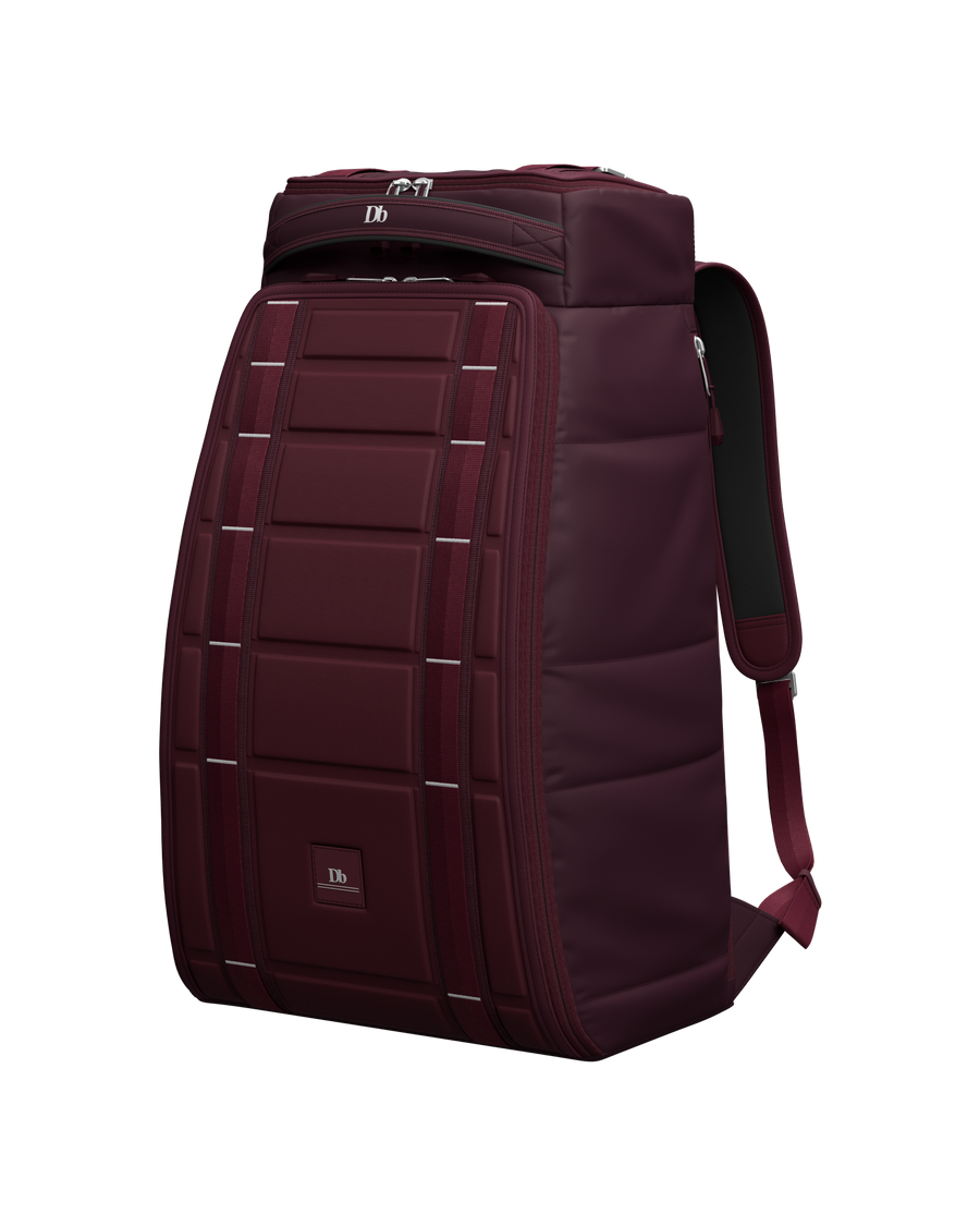 TheStrom30LBackpack-6_ff3b827a-9ef2-4281-b514-65e9e8e3cde7.png