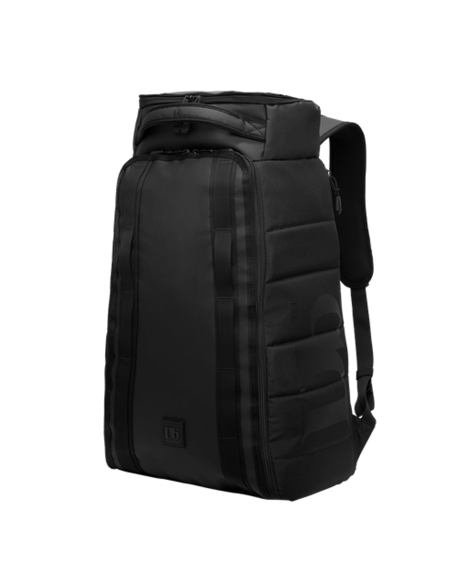 Hugger Backpack 30L Black Out 15/16