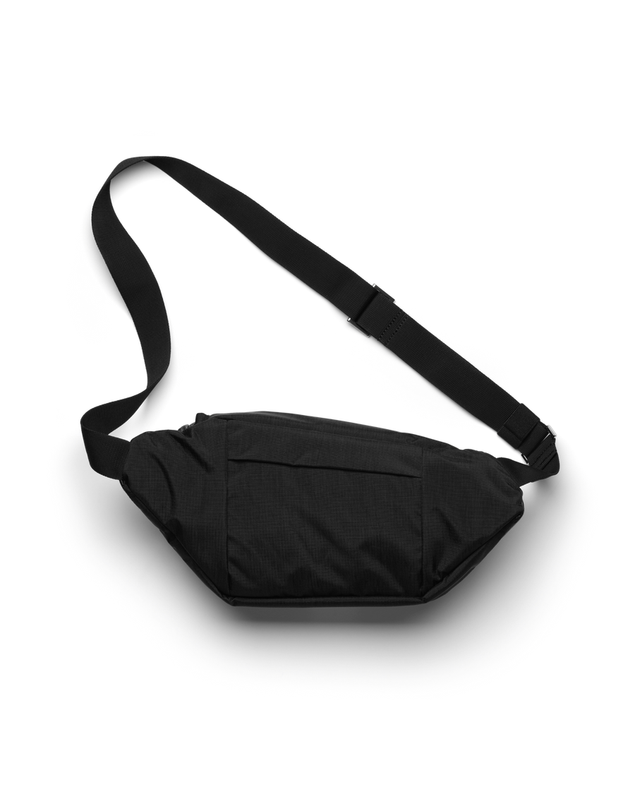 Entour Sling 6L Chrome Black