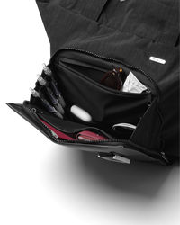 Entour Tote 22L Chrome Black
