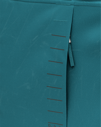 Essential Tote 20L Midnight Teal-2.png