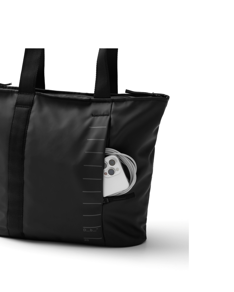 Essential Tote 20L Black Out