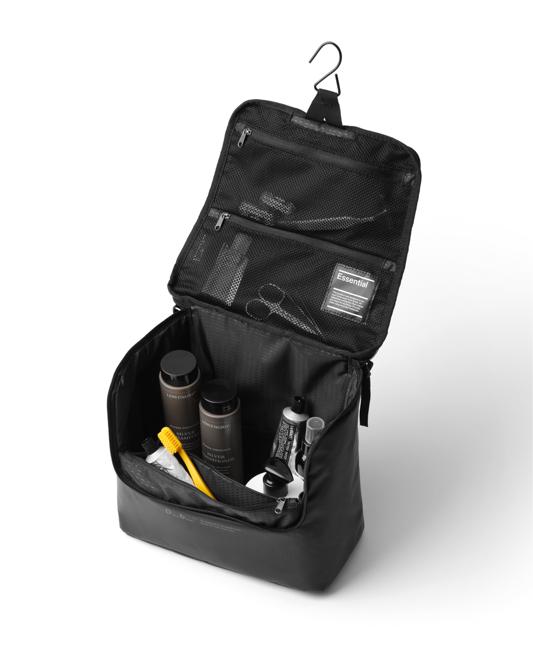 Essential Washbag M Oatmilk