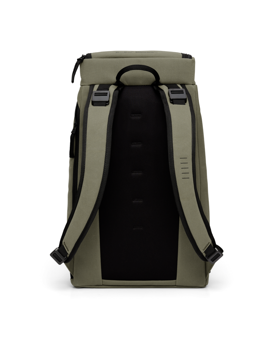 Hugger Backpack 25L Mash Green_4.png