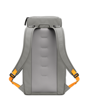 Hugger Backpack 25L Sand Grey-7.png