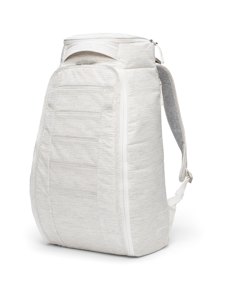 Hugger Backpack 30L Clean Slate_1.png